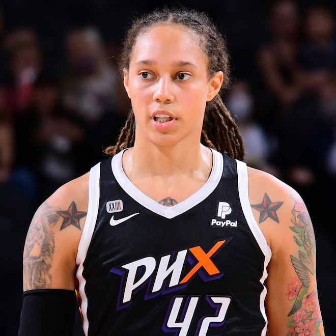Brittney Griner Lands in U.S. After Russian Prisoner Swap Brittney Griner Lands in U.S. After Russian Prisoner Swap